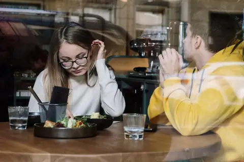 Why Can’t I Eat When I’m Anxious?